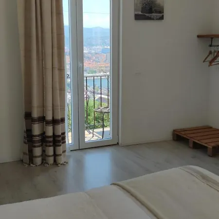 Farm stay Belvedere 9 *